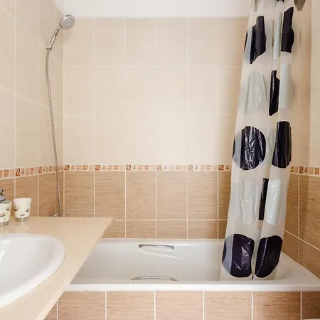 Luxury Mango Адехе