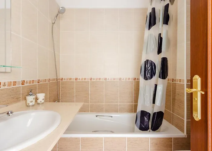 Luxury Mango Адехе